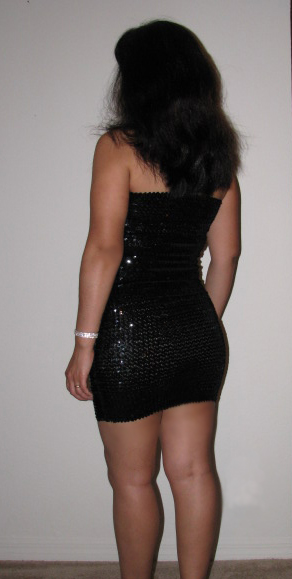 Back view of strapless mni dress